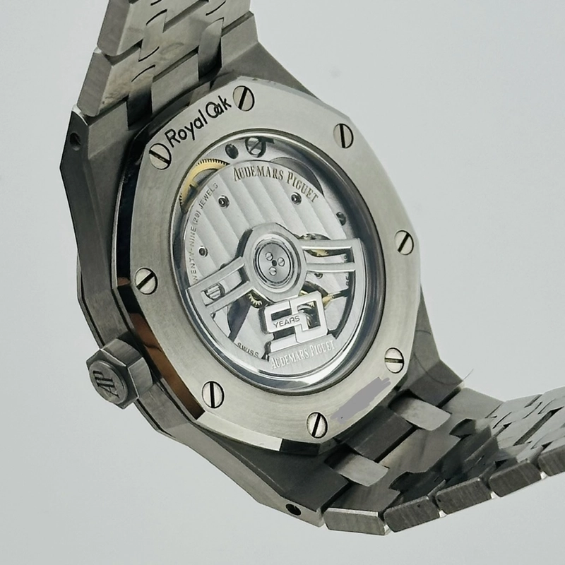 Audemars Piguet Royal Oak Selfwinding Silver Dial on Stainless Steel Bracelet Ref. 15550ST.OO.1356ST.01 Complete 2024 view 4