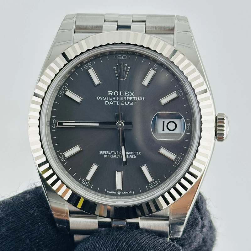 Rolex Datejust Dark Rhodium Index Dial on D Link Jubilee Bracelet Ref. 126334 Complete 2026 view 2