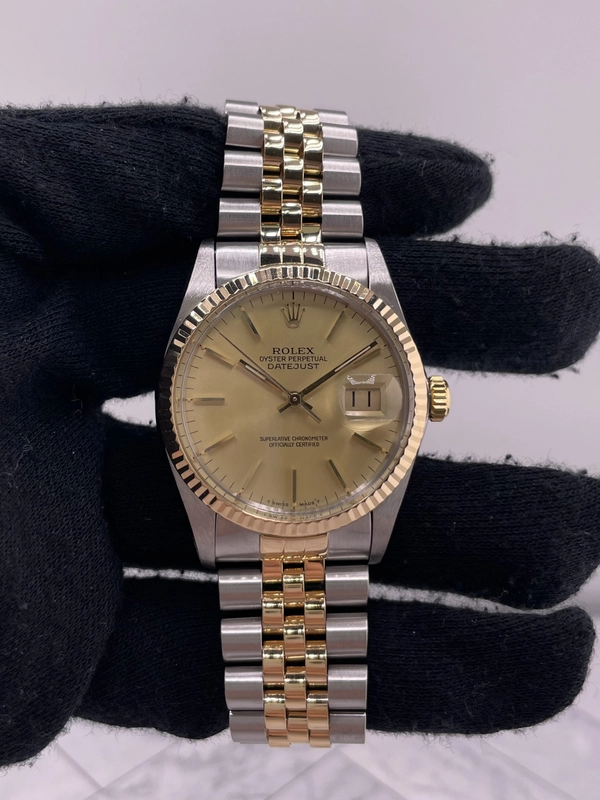 Rolex Datejust Champagne Stick Dial on D Link Jubilee Bracelet Ref. 16013 1986 view 2