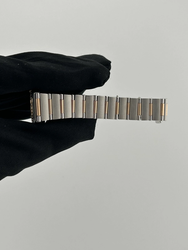 Omega Constellation Mini White Mop Dial on 2 Tone Rose Gold / Stainless Steel Bracelet Ref. 1360.76.00 Card view 5