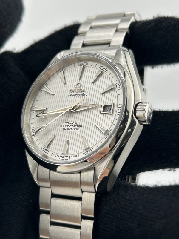Omega Seamaster Aqua Terra 150m White Dial on Stainless Steel Bracelet Ref. 231.10.42.21.02.001 Card 2008 view 3