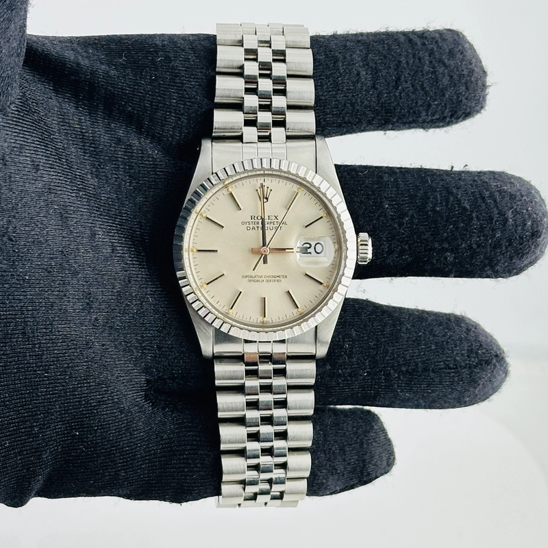 Rolex Datejust Silver Stick Dial on Jubilee D Link Bracelet Ref. 16030 1982 view 3