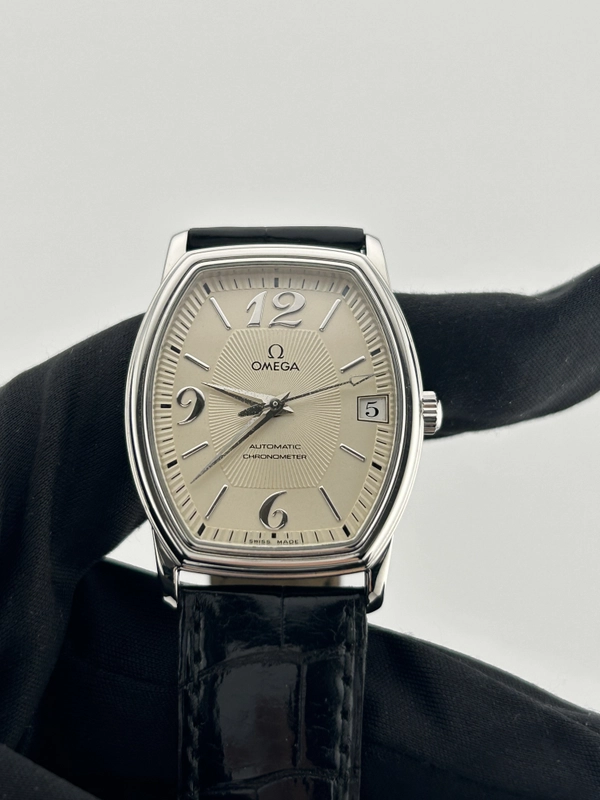 Omega De Ville Prestige Tonneau Cream Dial on Black Leather Strap Ref. 4803.31.12 view 3