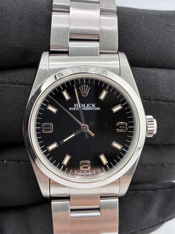 Rolex Oyster Perpetual Black Dial on Oyster Bracelet Ref. 67480 1995 view 2