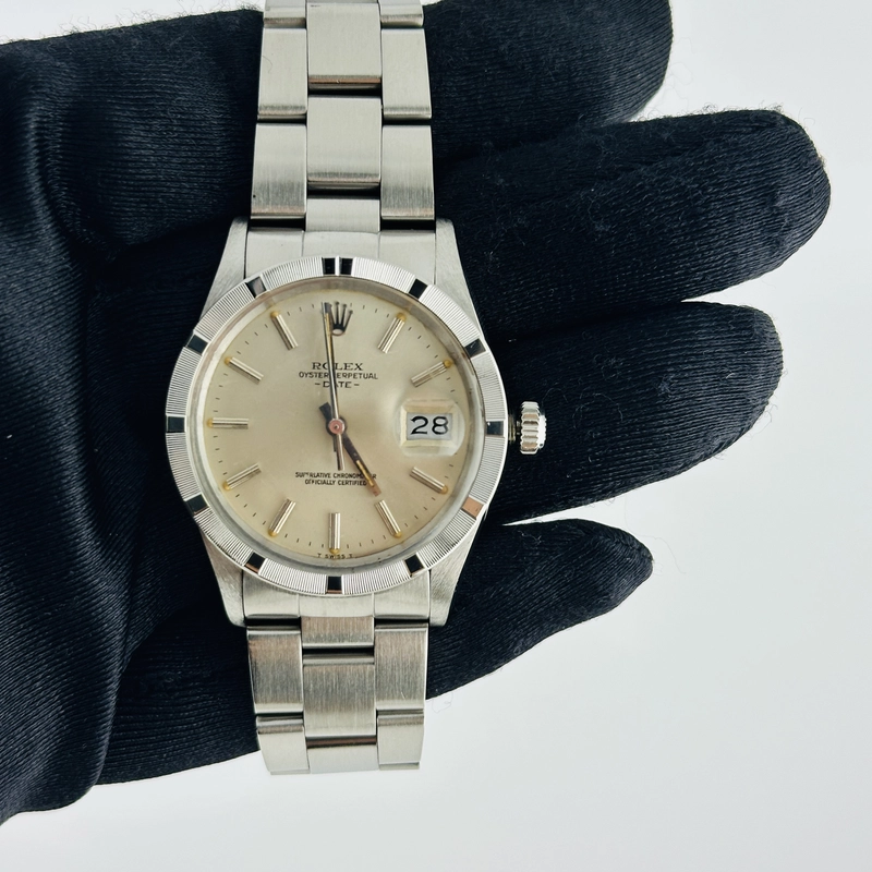 Rolex Oyster Perpetual Date Silver Stick Dial on Oyster Bracelet Ref. 15010 1983 view 2
