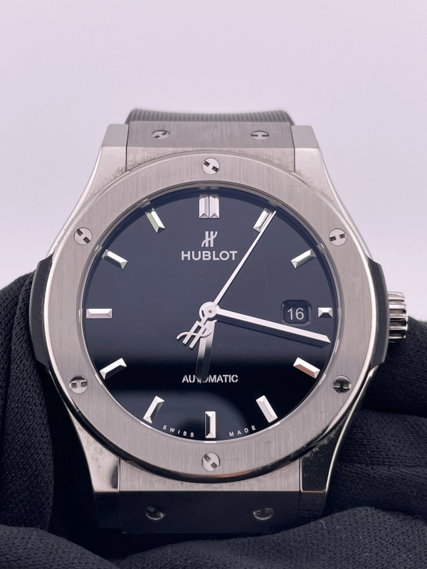 Hublot Classic Fusion Black Dial on Rubber Strap Ref. 542.NX.1270.RX view 3