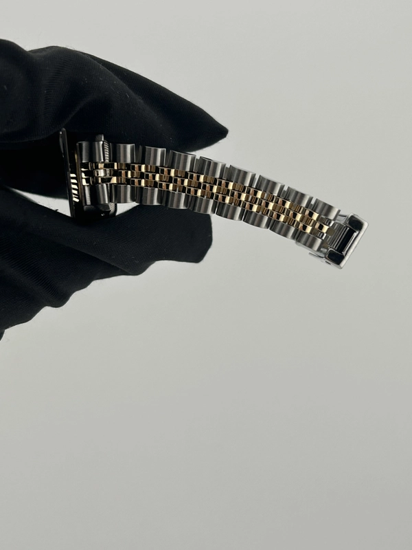 Rolex Date Lady Champagne Stick Dial on 2 Tone Jubilee D Link Bracelet Ref. 69173 1986 view 4