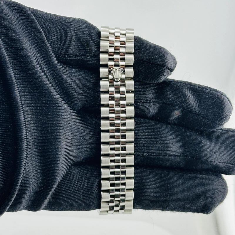Rolex Datejust Silver Diamond Factory Dial on D Link Jubilee Bracelet Ref. 278384RBR Card 2023 view 4
