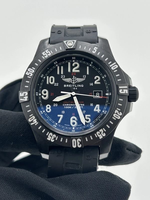 Breitling Colt Skyracer Black Arabic Dial on Black Rubber Band Ref. X74320 Complete 2017 view 3