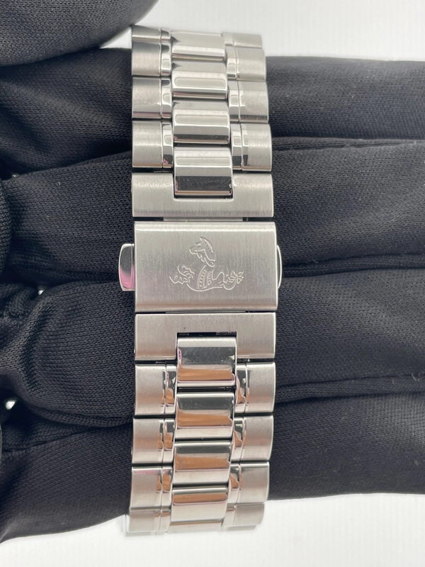 Omega Speedmaster White Dial on Steel Bracelet Ref. 324.30.38.40.04.001 Card 2011 view 4