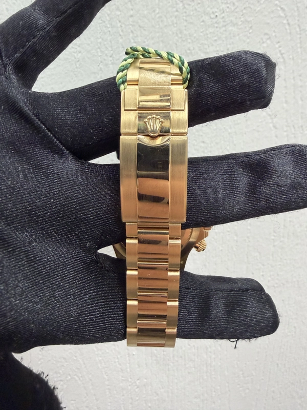 Rolex Daytona Green Stick Dial on Oyster Ref. 116508 Card 2018 view 3