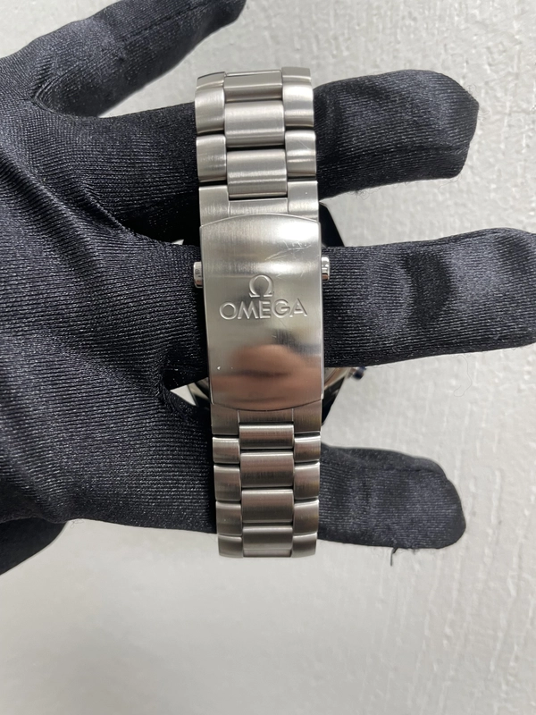 Omega Sea Master Blue Dial Ref. 232.90.46.51.03.001 Card Open Date view 3