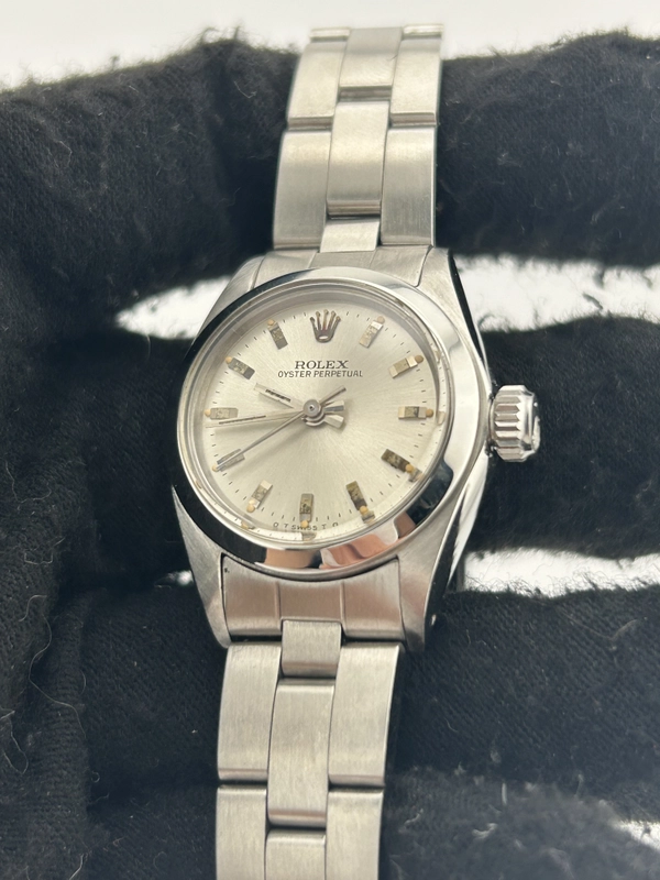 Rolex Oyster Perpetual Silver Index Dial on Oyster Steel Bracelet Ref. 6718 1978 view 3