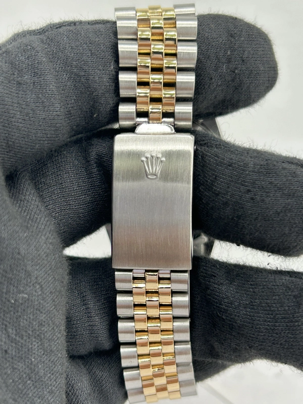 Rolex Datejust Champagne Stick Dial on D Link Jubilee Bracelet Ref. 16013 1983 view 4