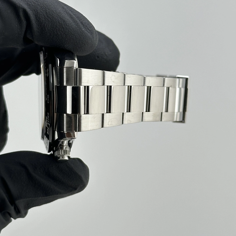 Rolex Daytona Black Dial on Oyster Bracelet Ref. 116500LN Card 2020 view 6