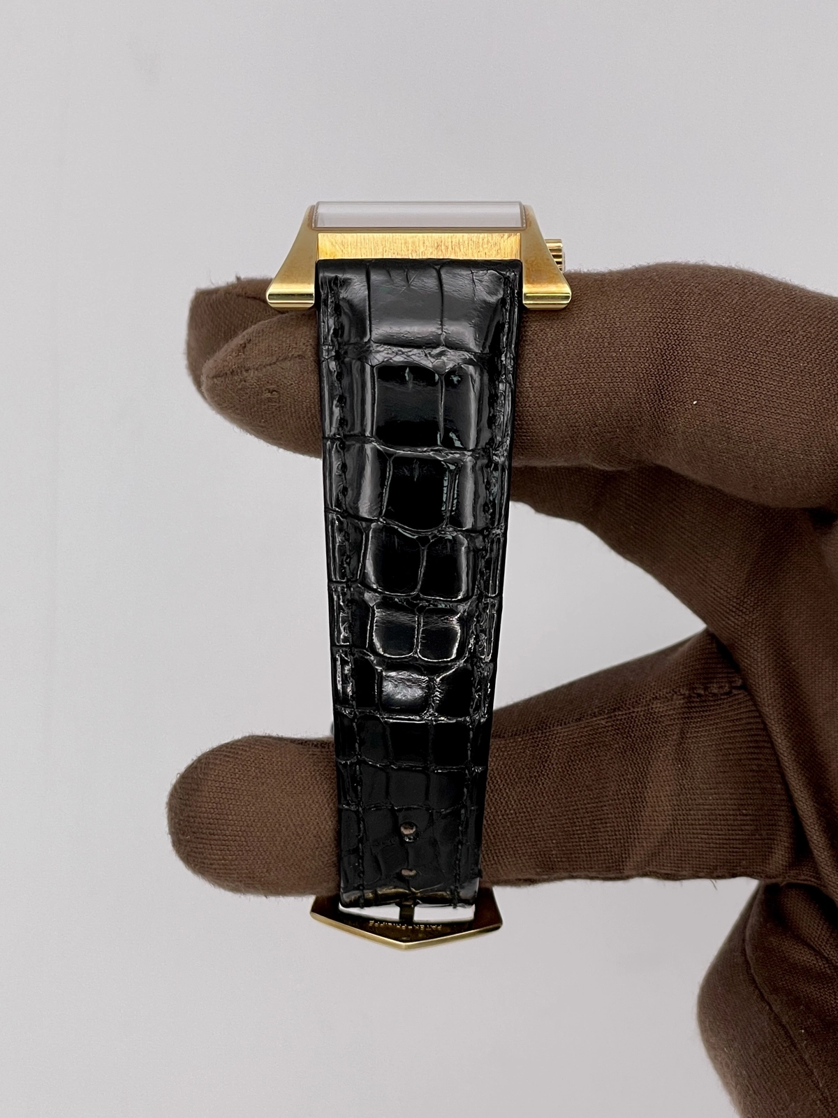 1997 Patek Philippe Pagoda 41mm Yellow Gold 5500J — image 5