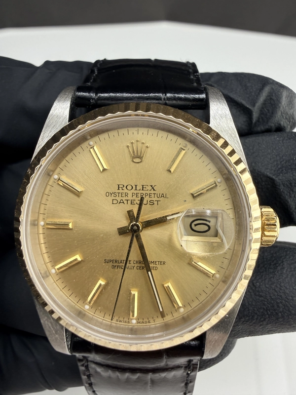 Rolex Datejust 36 Champagne Stick Dial on Generic Leather Strap Ref. 16233 1988