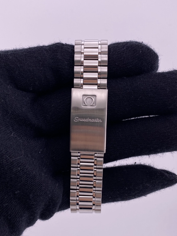 Omega Speedmaster Reduced Black Dial on Stainless Steel Ref. 3510.5 view 4