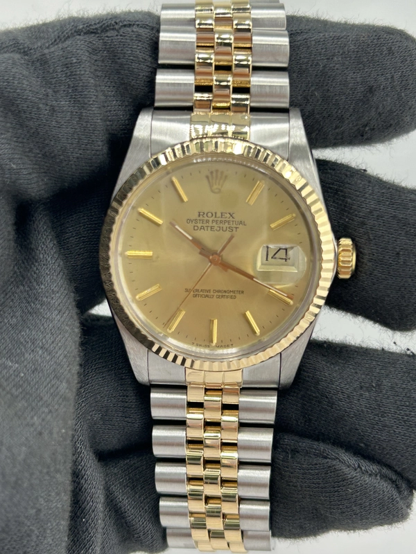 Rolex Datejust Champagne Stick Dial on D Link Jubilee Bracelet Ref. 16013 1987 view 2
