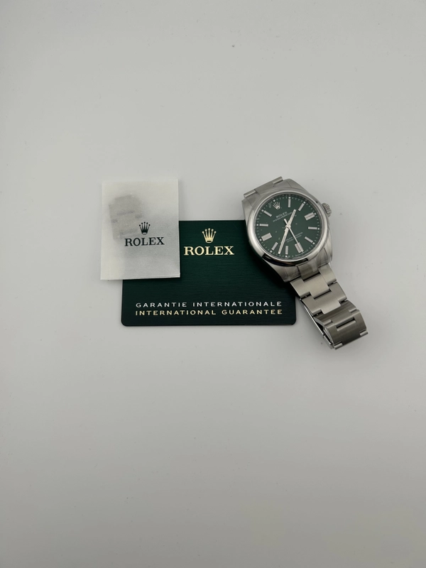 Rolex Oyster Perpetual 41 Green Dial on Oyster Ref. 134300 Card 2026 view 7
