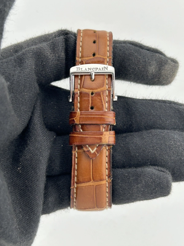 Blancpain Villeret Triple Calender White Roman Numerals Dial on Leather Strap / Ss Buckle Ref. B6553.1127A.55 Complete 2004 view 4