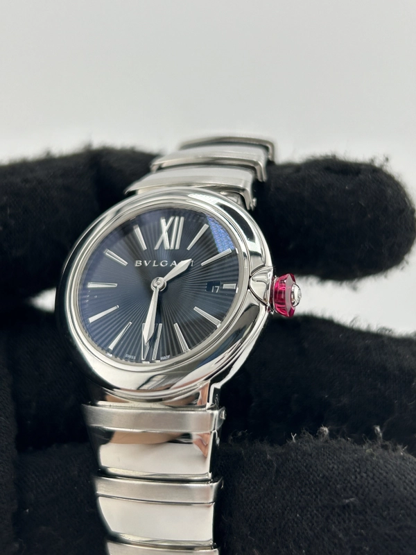 Bvlgari Lucea Black Dial on Stainless Steel Bracelet Ref. LU28S/LU28BSSD Complete 2017 view 3