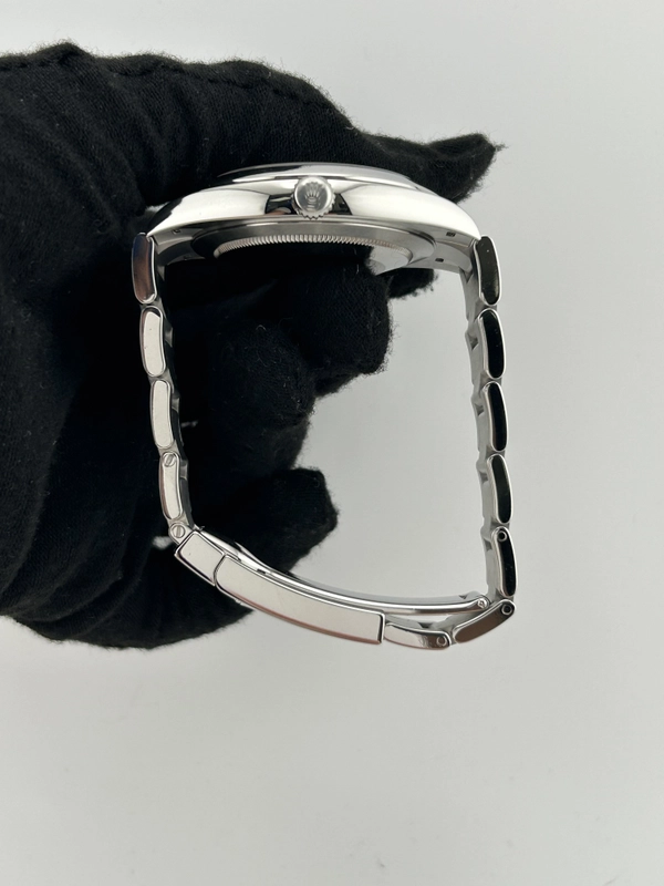 Rolex Datejust 41 Black Index Dial on Oyster Steel Bracelet Ref. 126300 Card 2020 view 6