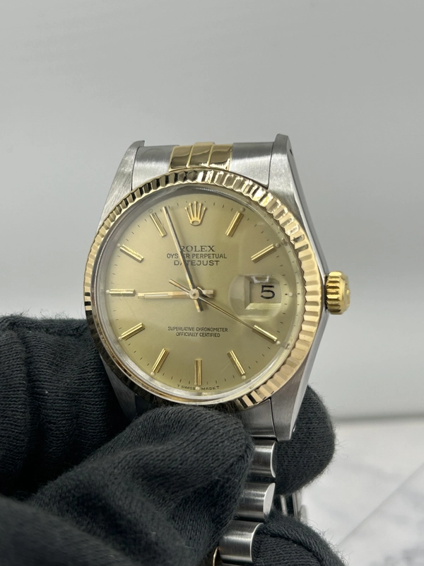 Rolex Datejust Champagne Stick Dial on D Link Jubilee Bracelet Ref. 16013 1988 view 3