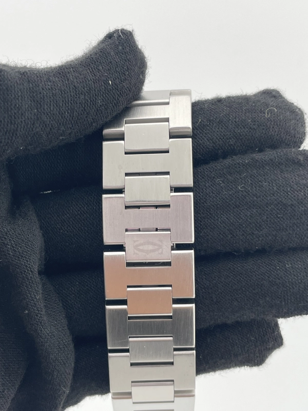 Cartier Pasha C White Dial on Stainless Steel Bracelet Ref. W31074M7 view 4