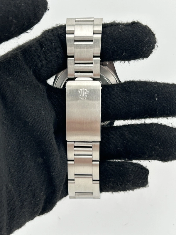 Rolex Explorer II White Dial on Oyster Steel Bracelet Ref. 16570 Papers view 4