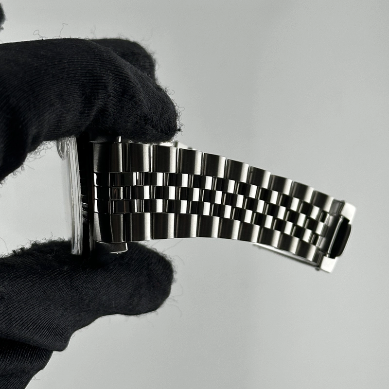 Rolex Datejust Silver Stick Dial on D Link Jubilee Bracelet Ref. 1603 1962 view 4