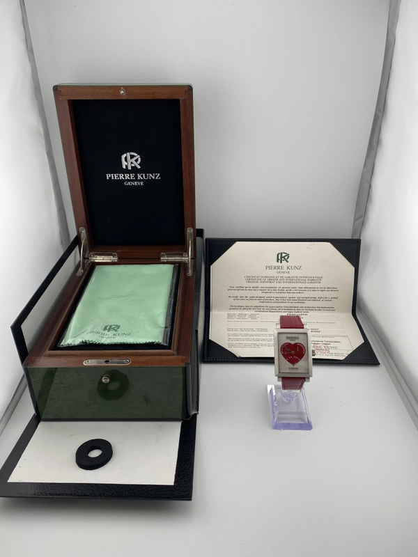 Pierre Kunz Cupidon Red Heart Dial on Leather Ref. PKM102STR Complete 2007 view 7