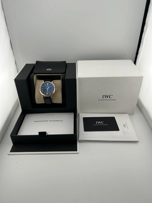Iwc Portofino Blue Dial on Leather Strap Ref. IW356522 Complete 2021 view 7