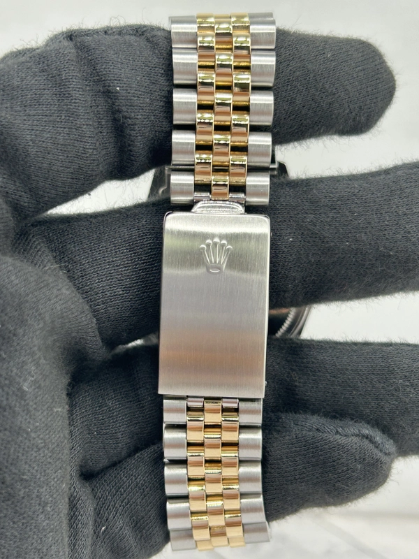 Rolex Datejust Champagne Stick Dial on D Link Jubilee Bracelet Ref. 16013 1988 view 4