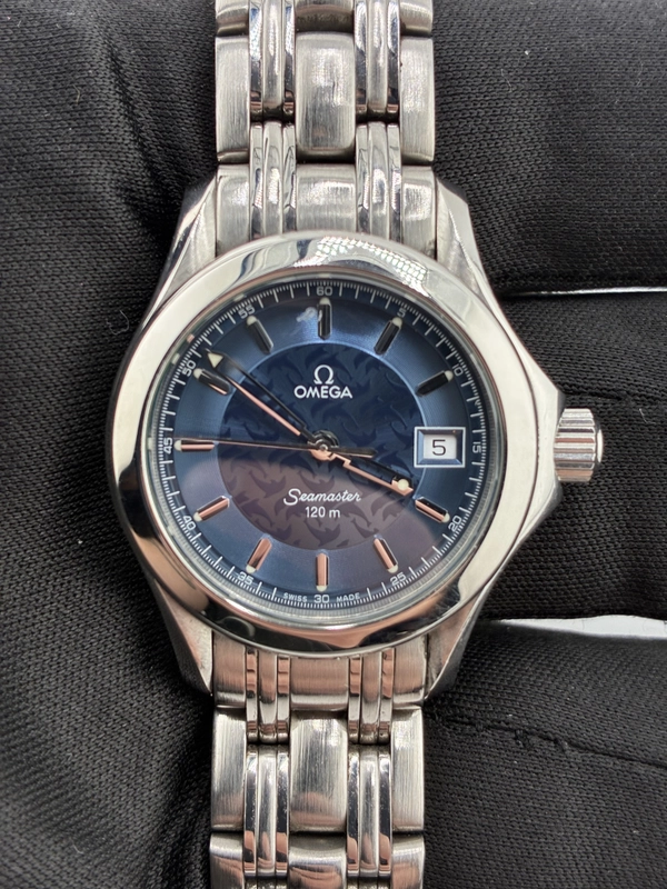 Omega Seamaster 120 M Blue Dial on Stainless Steel Bracelet Ref. 2586.80 view 2