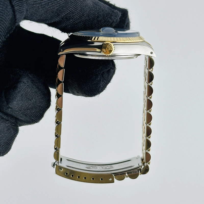 Rolex Datejust Champagne Stick Dial on D Link Jubilee Bracelet Ref. 16013 1986 view 6