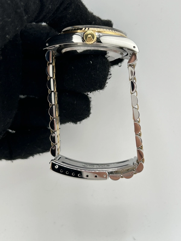 Rolex Datejust 36 Champagne Stick Dial on 2 Tone Jubilee D Link Bracelet Ref. 16233 1989 view 6