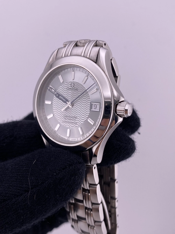Omega Seamaster Silver Dial on Stainless Steel Bracelet Ref. 2501.31 Card 1996 view 3