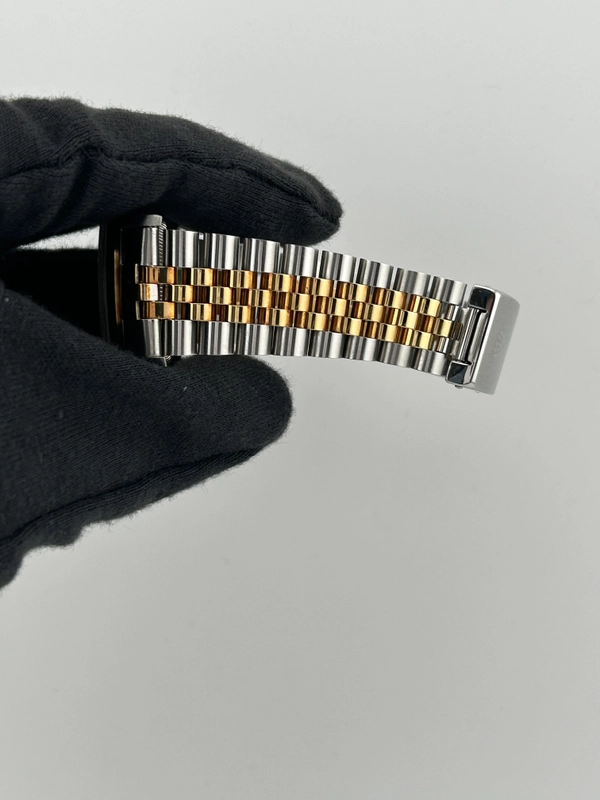 Rolex Datejust Black Anniversary Dial Dial on 2 Tone Jubilee D Link Ref. 16233 Papers 1995 view 5
