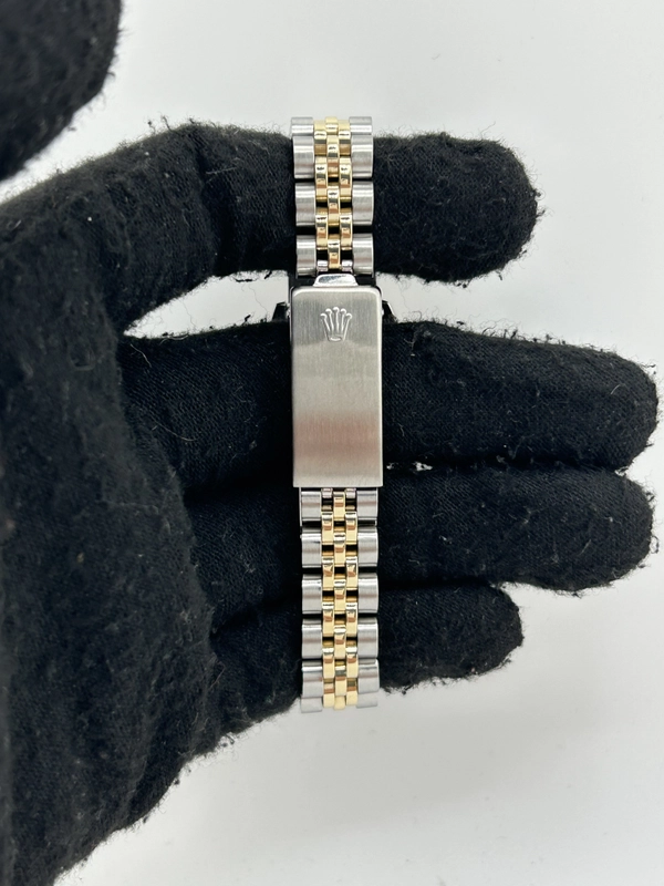 Rolex Date Champagne Stick Dial on 2 Tone Jubilee D Link Bracelet Ref. 69173 1981 view 4