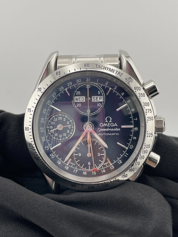 Omega Speedmaster Day Date Blue Dial on Stainless Steel Bracelet Ref. 3521.80 view 3