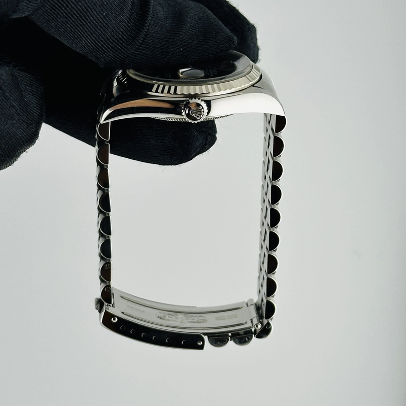 Rolex Datejust Black Dial on D Link Jubilee Bracelet Ref. 16234 2002 view 6