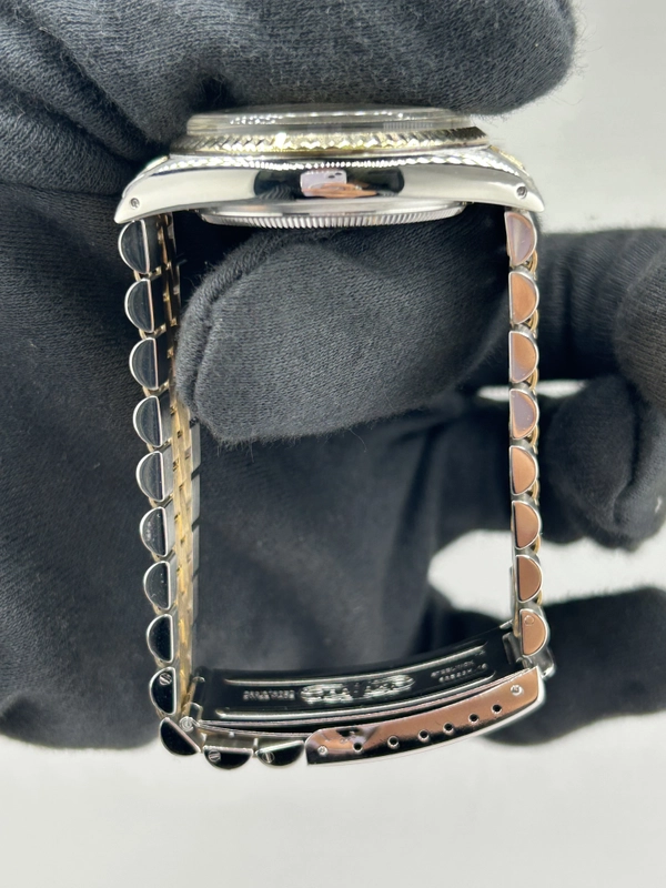 Rolex Datejust Champagne Stick Dial on D Link Jubilee Bracelet Ref. 16013 1983 view 6