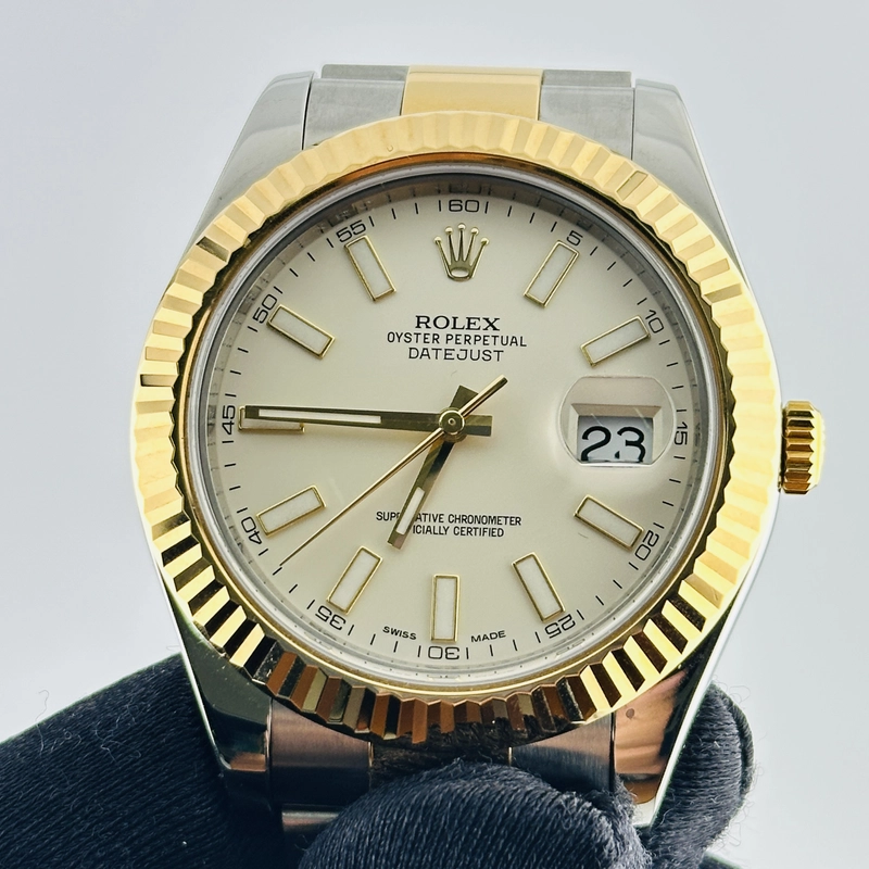 Rolex Datejust II Ivory Index Dial on Oyster Bracelet Ref. 116333 2013 view 3