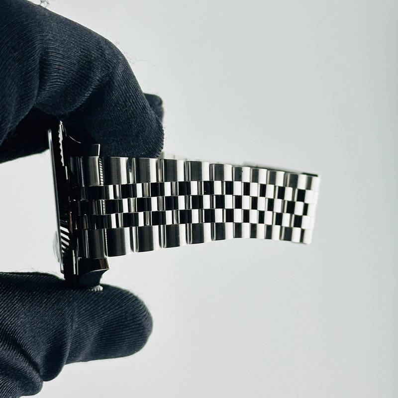 Rolex Datejust Dark Rhodium Diamond Dial on D Link Jubilee Bracelet Ref. 126334 Card 2019 view 5