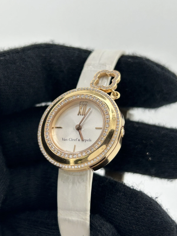 Van Cleef & Arpels Charms Mini Watch Silver Dial on Leather Ref. VCAR0298000 Complete 2014 view 3