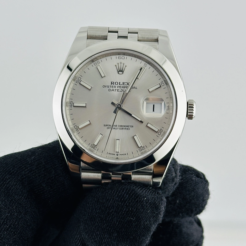 Rolex Datejust Silver Index Dial on Jubilee Ref. 126300 Card 2018 view 3