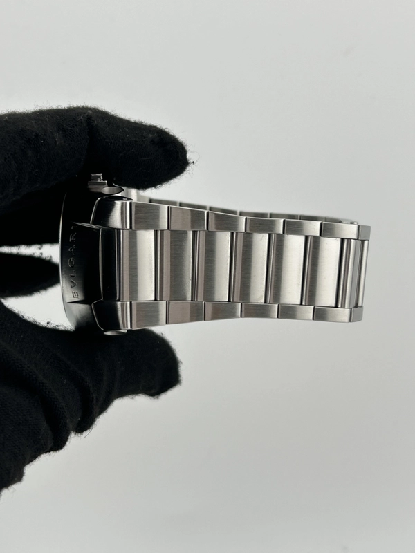 Bvlgari Ergon Black Dial on Stainless Steel Bracelet Ref. EG40S view 5