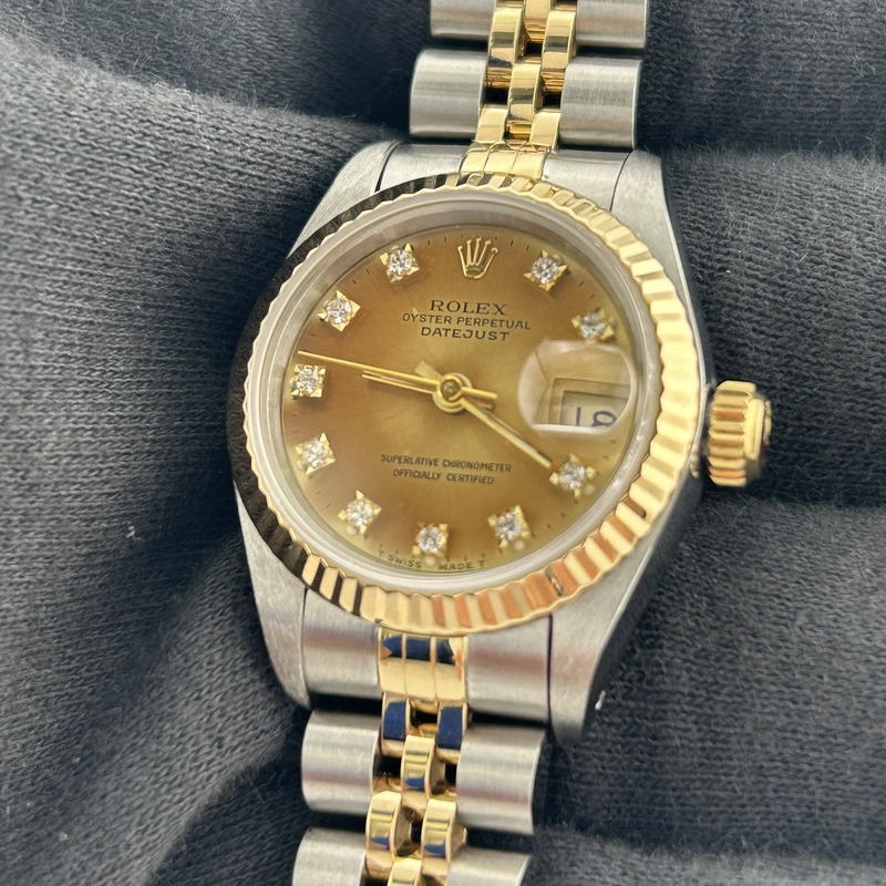 Rolex Datejust Lady Champagne Diamond Dial on D Link Jubilee Bracelet Ref. 69173 view 3