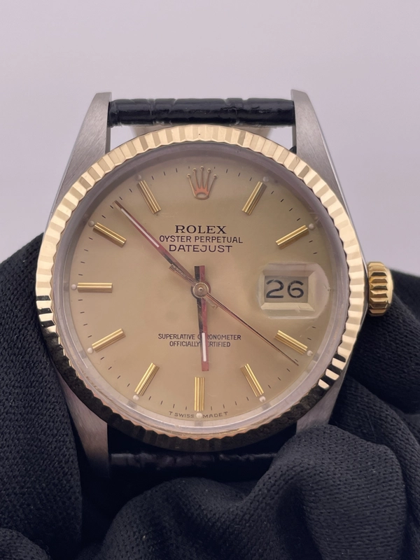 Rolex Datejust 36 Champagne Stick Dial on Generic Black Leather Band Ref. 16013 1986 view 3